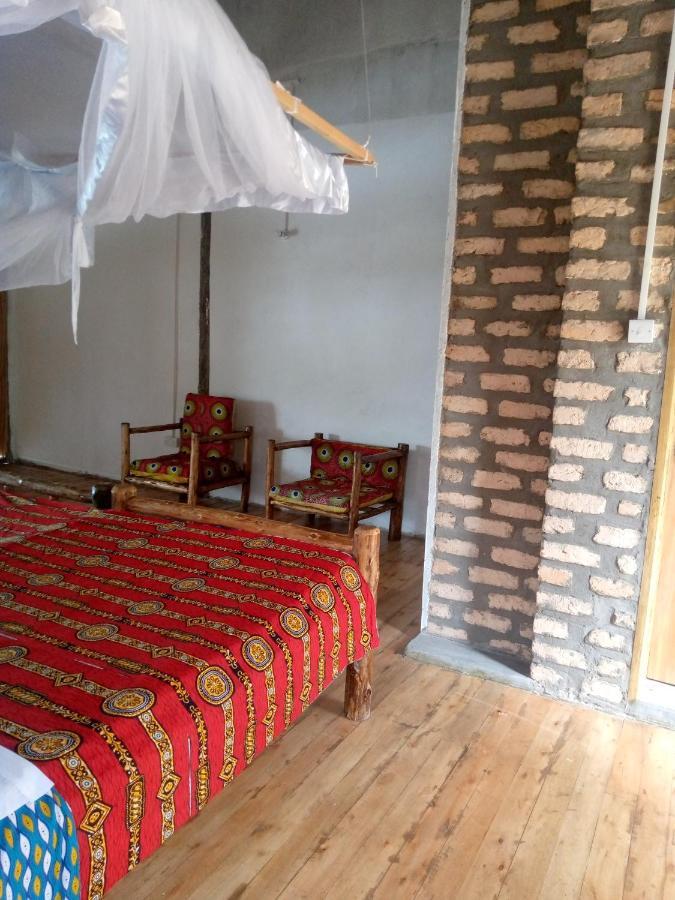 Tembo Safari Lodge Katunguru Exterior foto