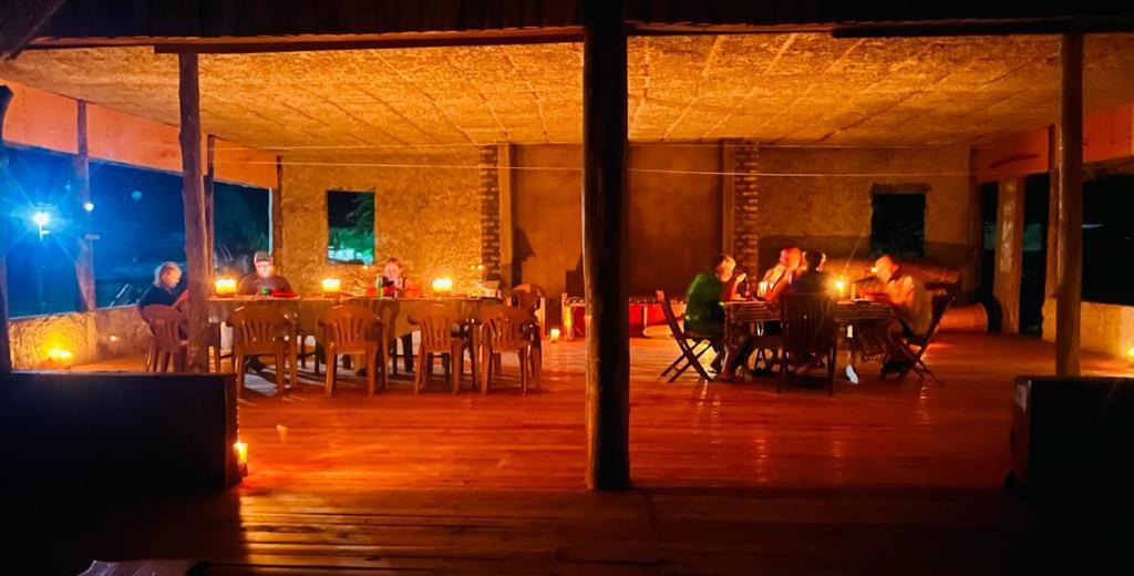 Tembo Safari Lodge Katunguru Exterior foto