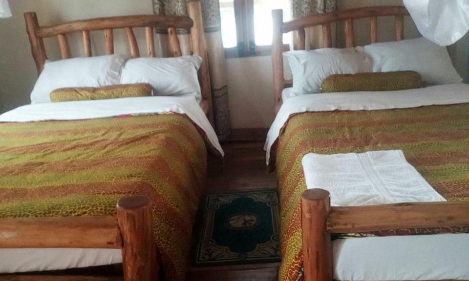 Tembo Safari Lodge Katunguru Exterior foto